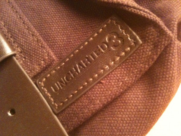 Uncharted 3 sacoche goodies